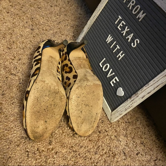 Kate Spade Karolina Leopard Round Toe Pumps Sz 8.5 - Picture 4 of 7